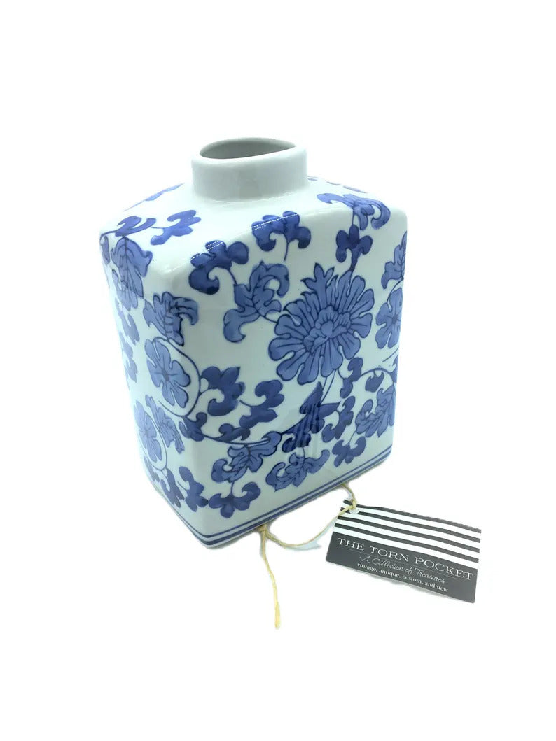 Elegant Blue and White Chinoiserie Ceramic Vase